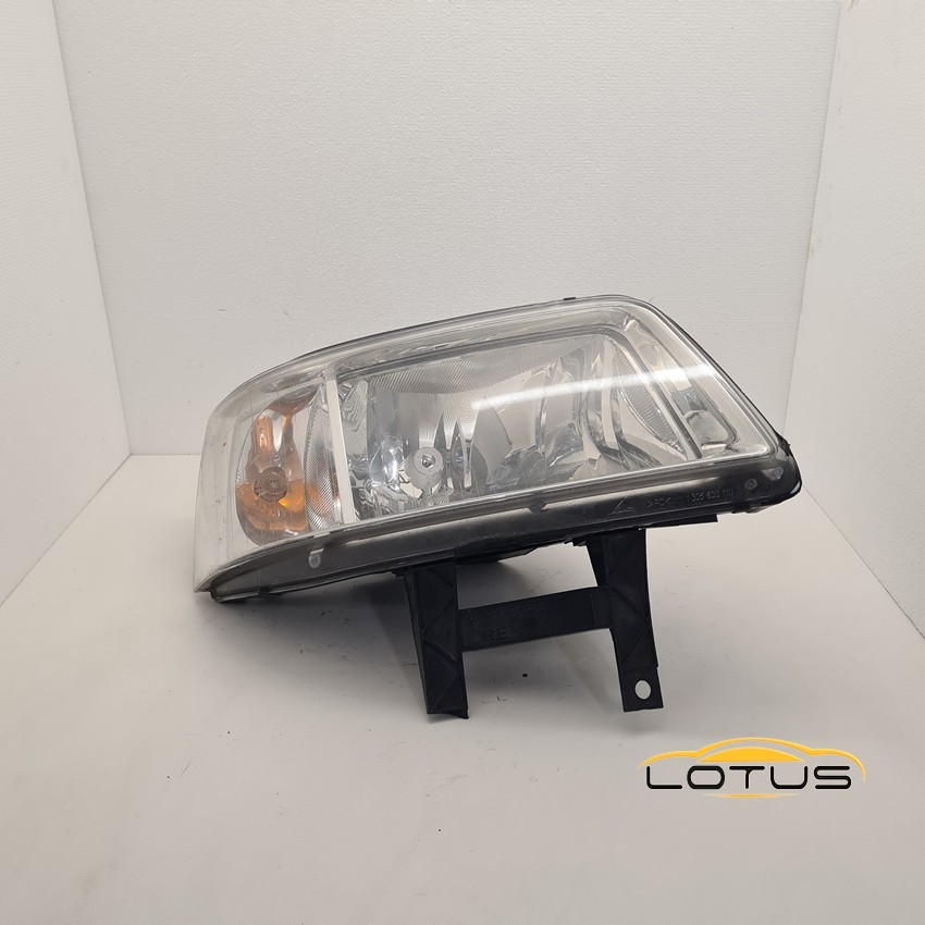 Desni far, farovi VW T5 2003-2010