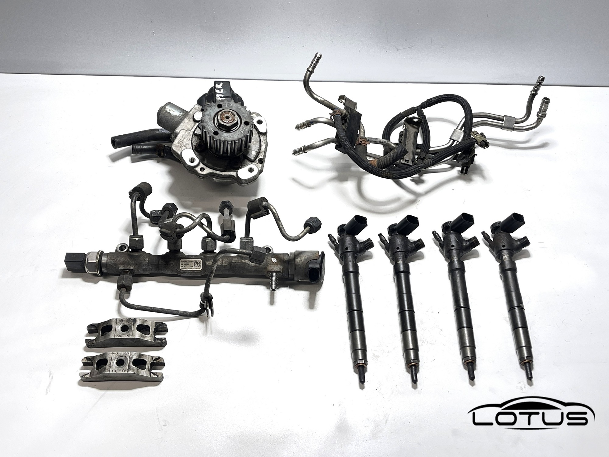 Set dizna, pumpa, rail VW T6 2.0 TDI 2015- 04L130277AP
