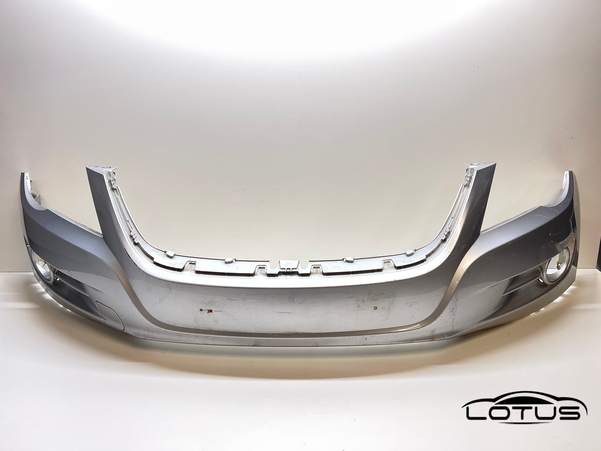 Prednji branik VW TIGUAN 2007-2011