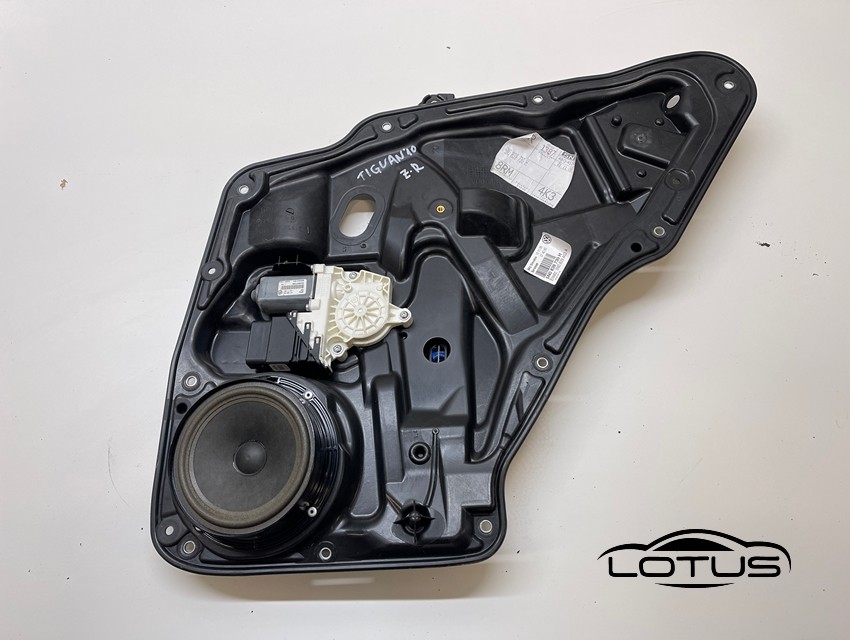 Zadnji desni podizac stakla 4V VW TIGUAN 2007-2013