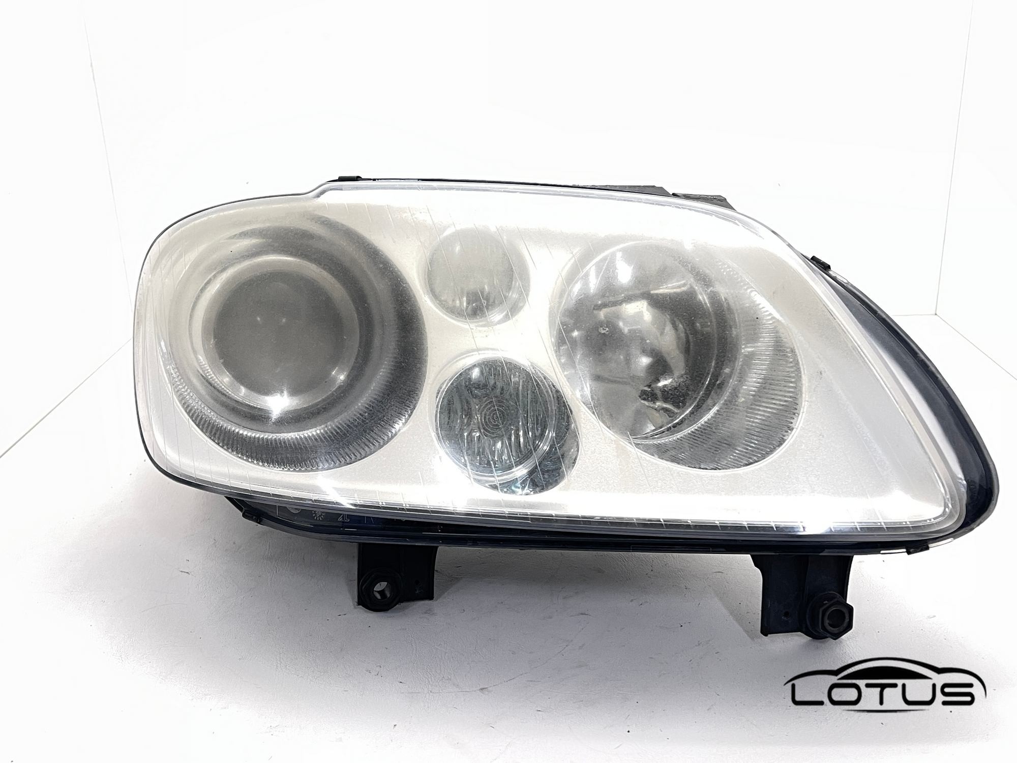 Desni far, farovi VW TOURAN CADDY 2003-2009 XENON