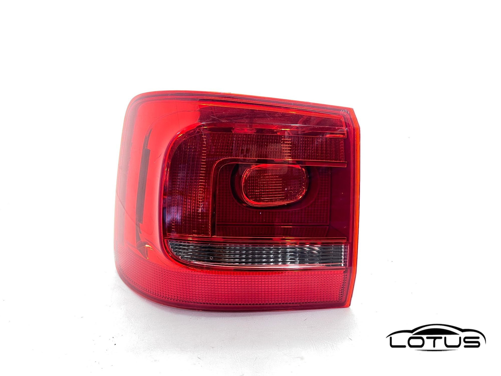 Lijeva štop lampa VW TOURAN 2010-2015