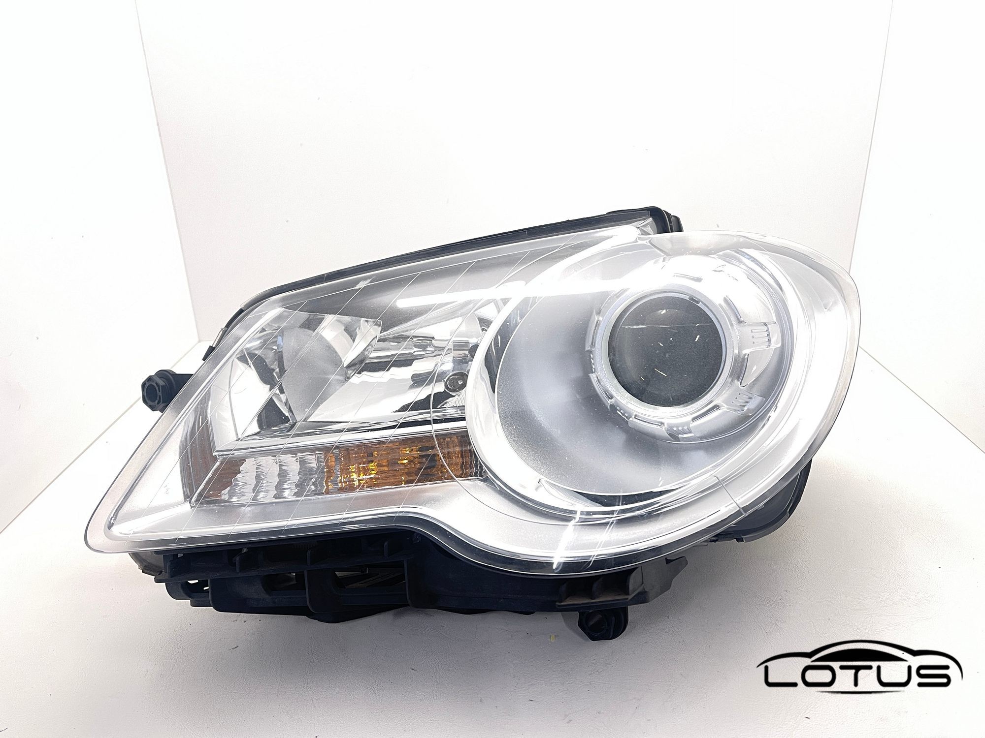 Lijevi far, farovi VW TOURAN 2006-2010
