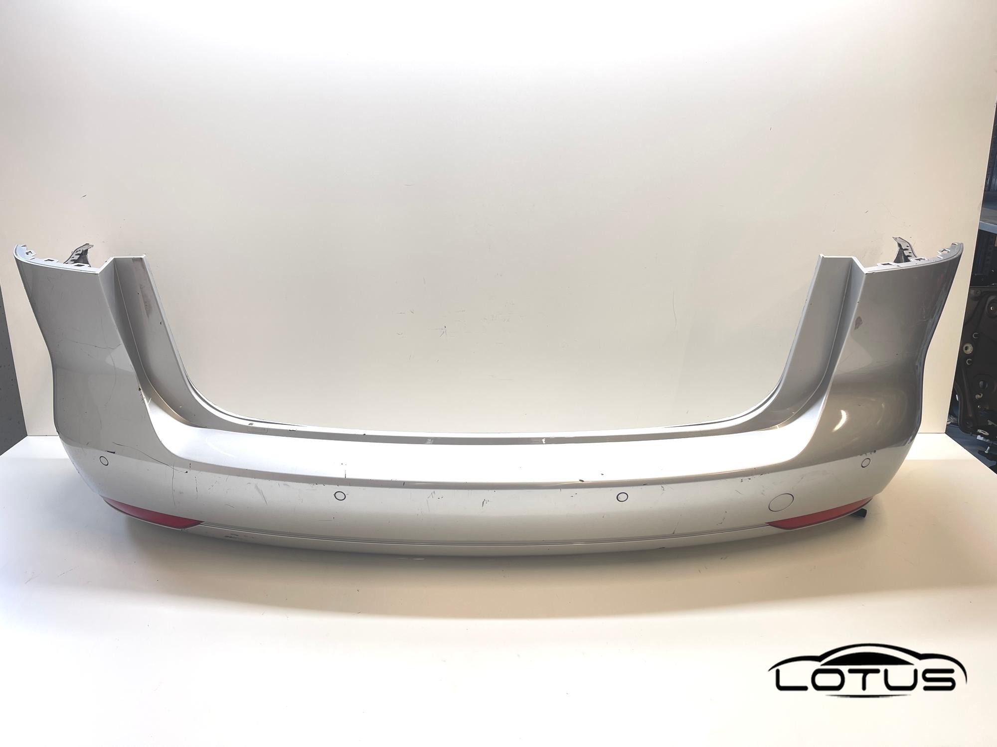 Zadnji branik VW TOURAN 2010-2015