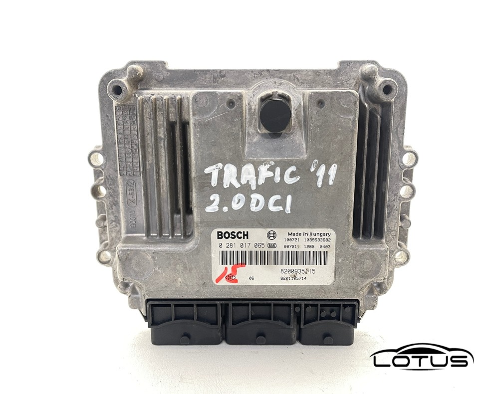 Kompjuter motora ECU Renault TRAFIC 2.0 DCI 8200935115