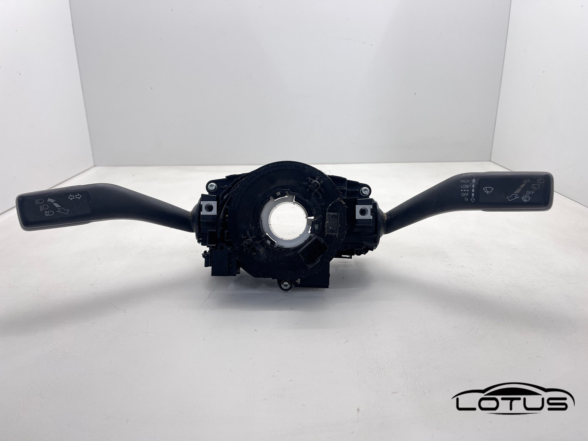 Ablender rucica VW UP 1S0953503M