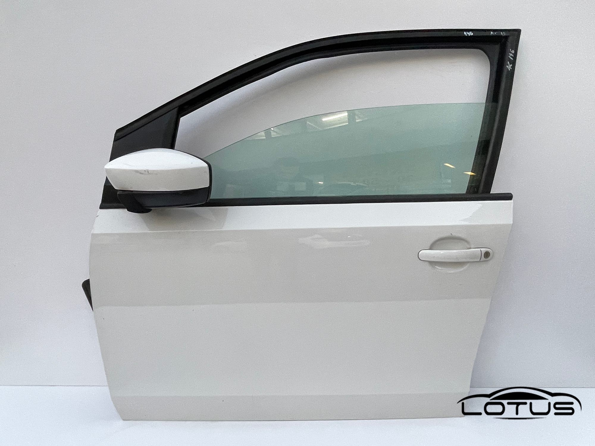 Prednja lijeva vrata VW UP 2012-2016