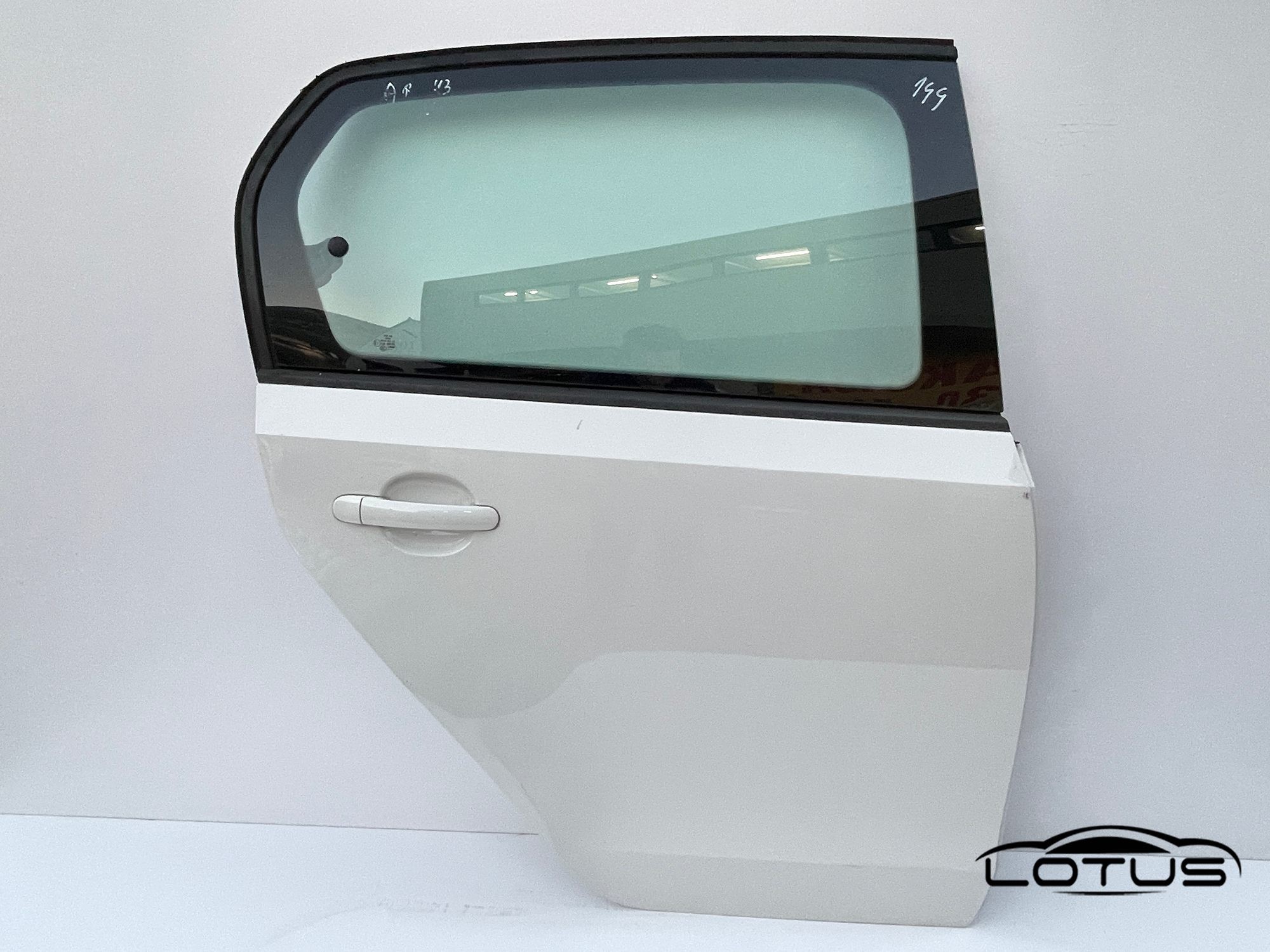 Zadnja desna vrata VW UP 2012-2016