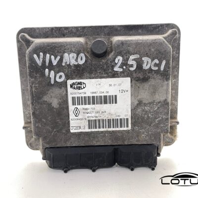 Kompjuter motora ECU Opel VIVARO 2.5 CDTI 8200754739