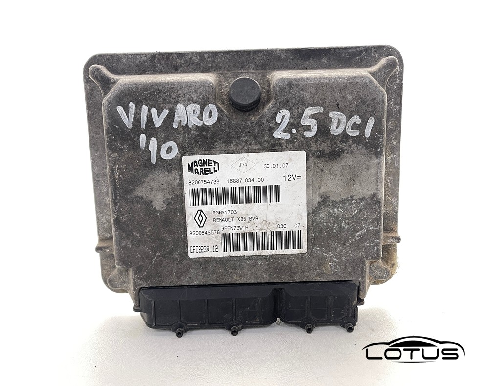 Kompjuter motora ECU Opel VIVARO 2.5 CDTI 8200754739