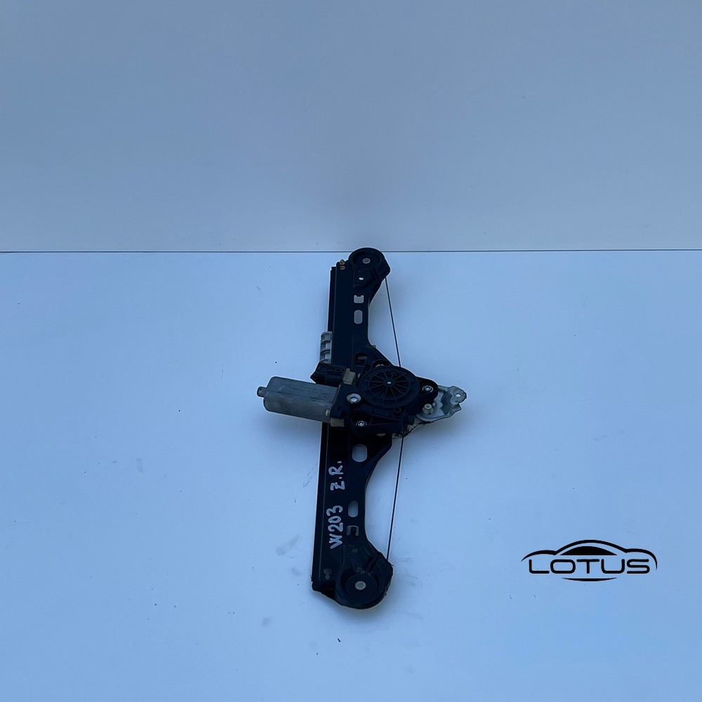 Zadnji desni podizac stakla 4V Mercedes w203 2000-04