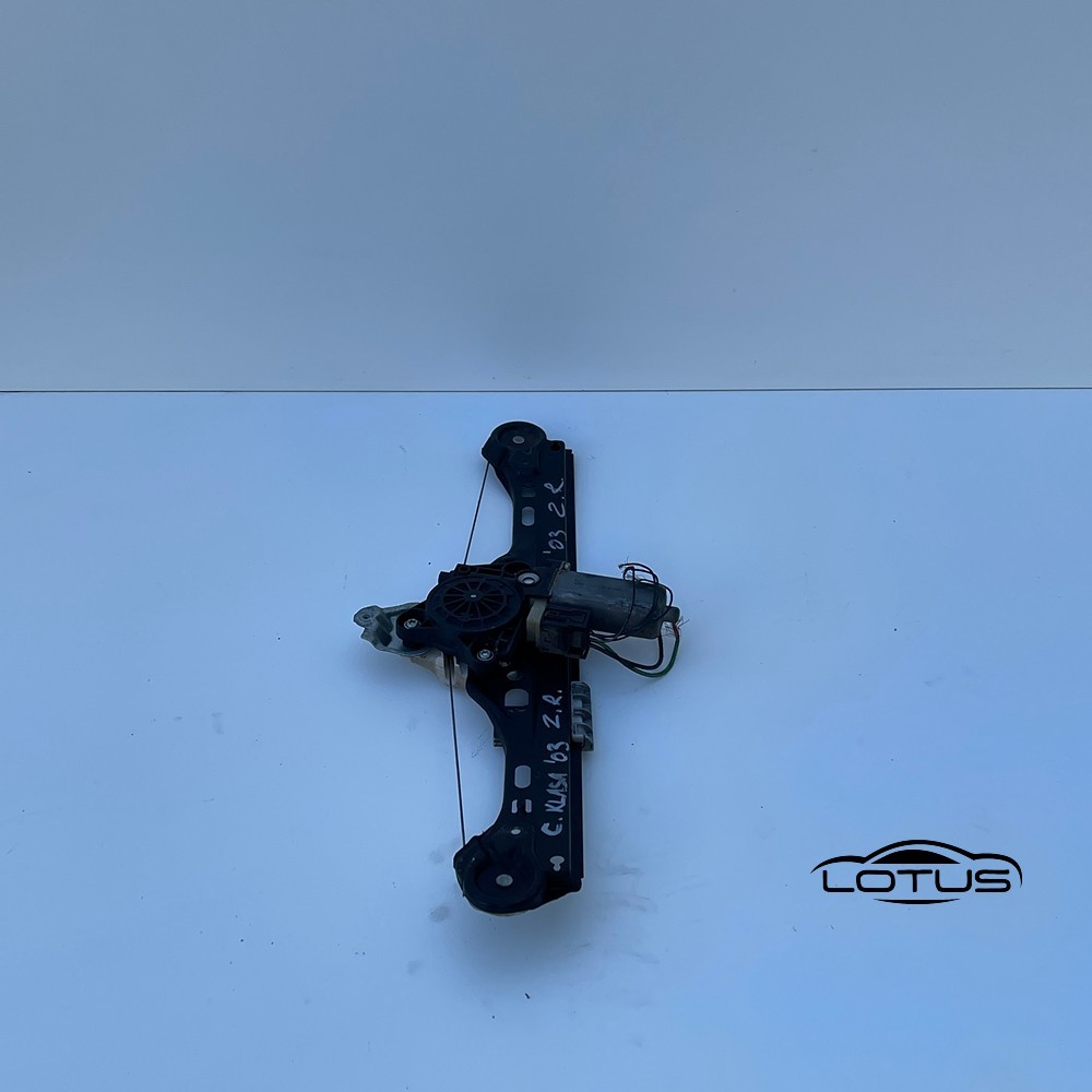 Zadnji desni podizac stakla 4V Mercedes w203 2000-04