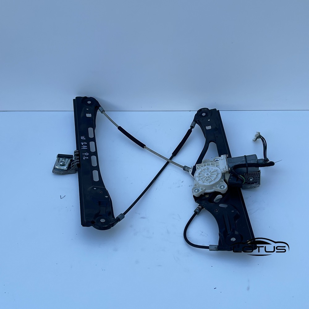 Prednji lijevi podizac stakla 4V Mercedes W211 2002-09