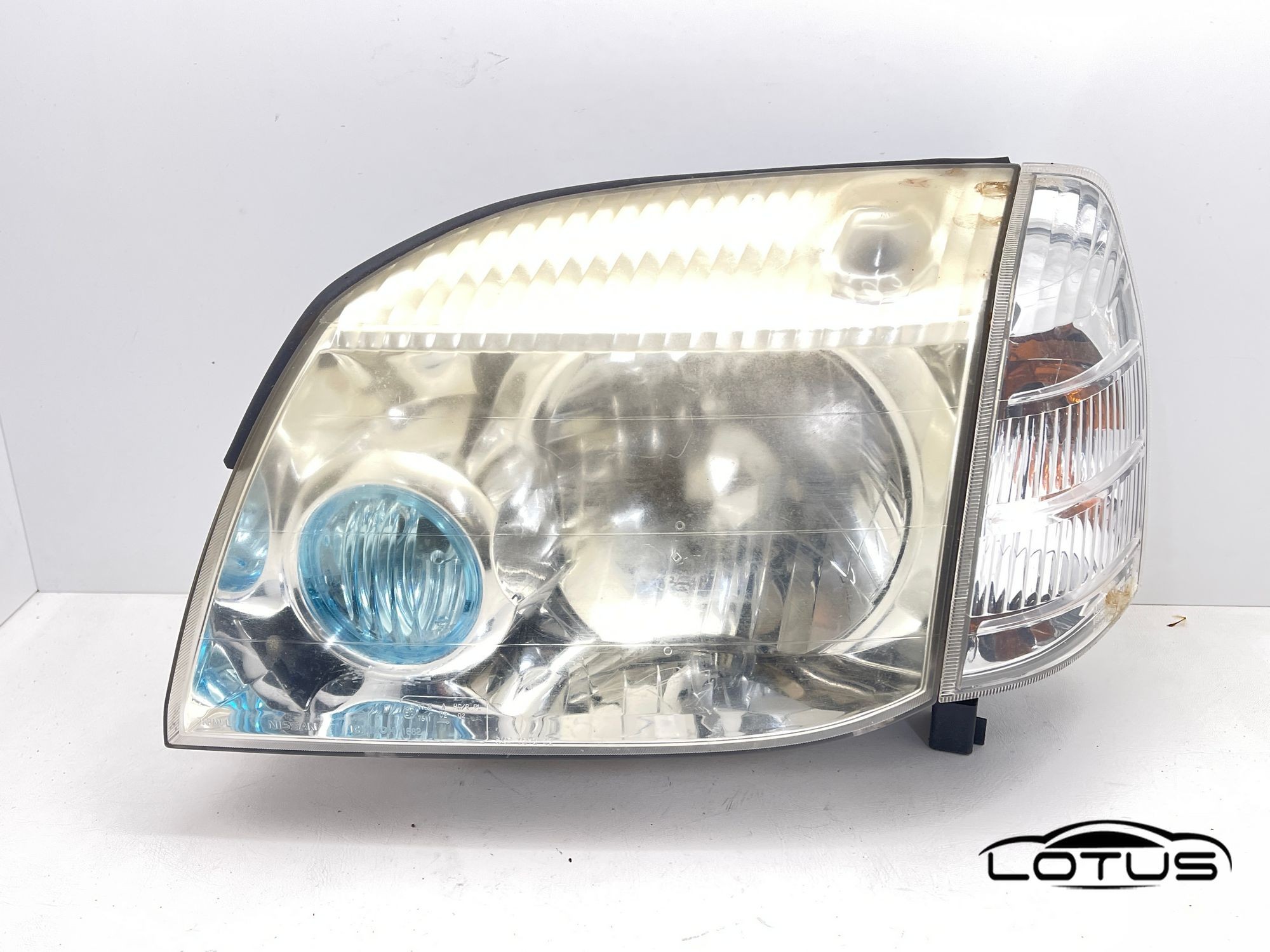 Lijevi far, farovi Nissan X TRAIL 2001-2007