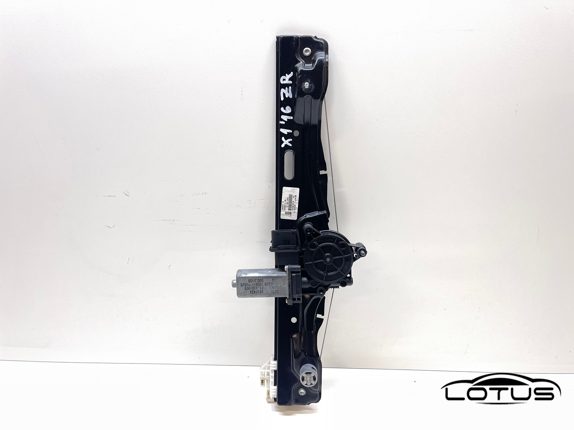 Zadnji desni podizac stakla 4V BMW X1 F48 2015-2019