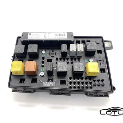 Kutija osigurača Opel ZAFIRA 05-08 13206747 GT
