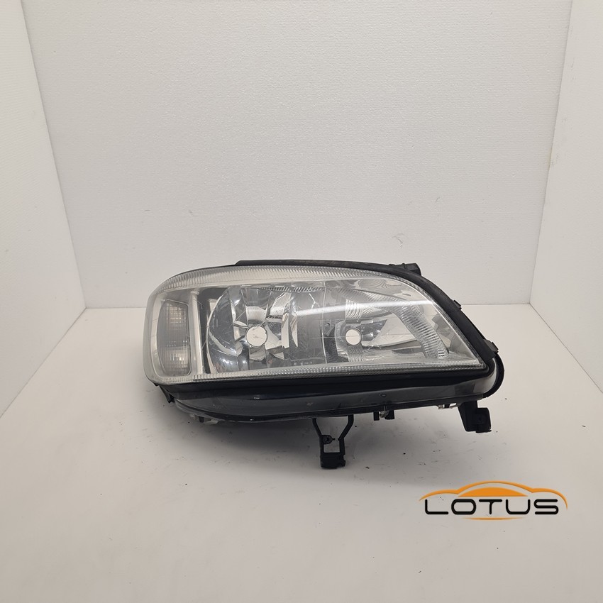 Desni far, farovi Opel Zafira A 1999-2003